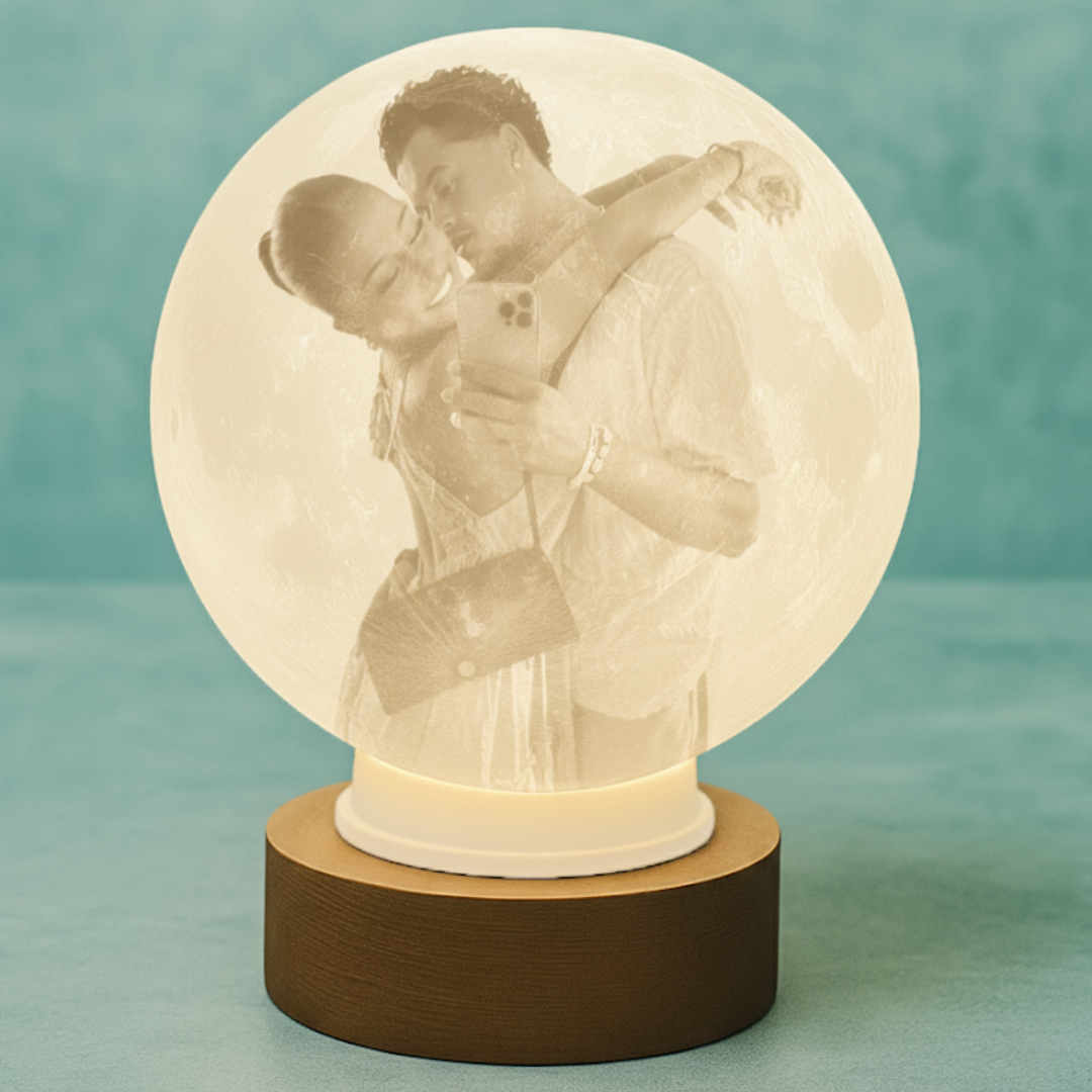 Luminária Lua 3D Personalizada com Foto e Frase – 15 cm